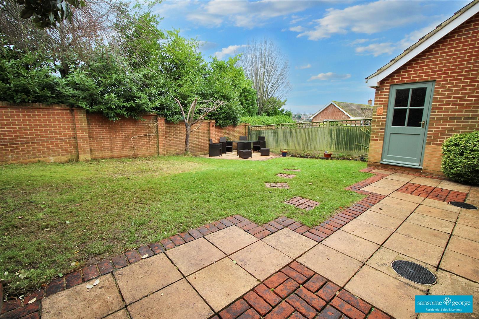 The Knoll, Tilehurst, Reading